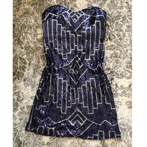 Blue and silver short prom dress w sweetheart neck